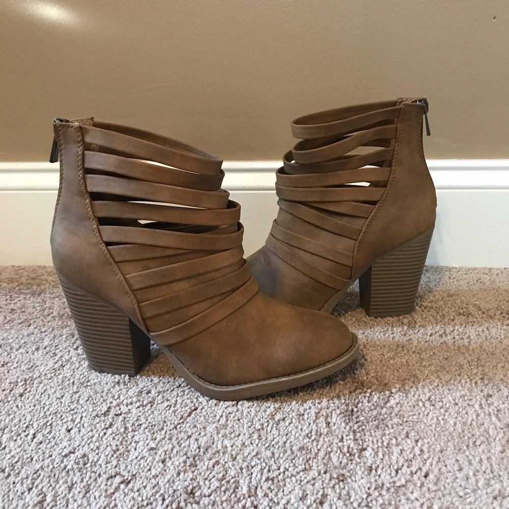 Booties - Picture 5 of 7